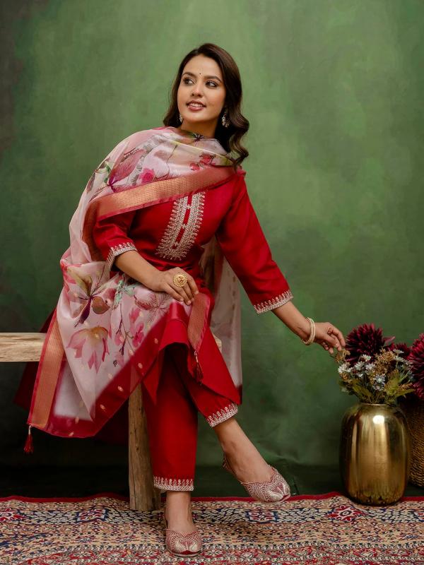 VP 9719 M Women Kurta and Trousers Pant Sets Cotton Blend